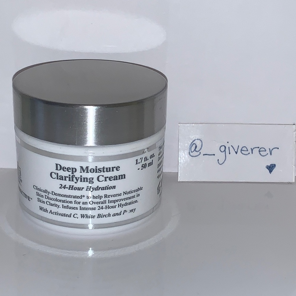 Kiehl’s Clearly Corrective Deep Moist Clarifying